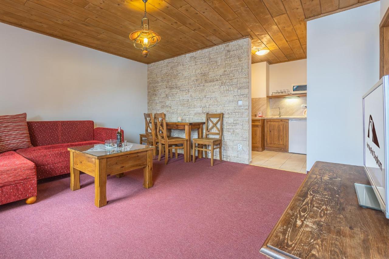 Apartmany Pod Chopkom Pavčina Lehota Εξωτερικό φωτογραφία
