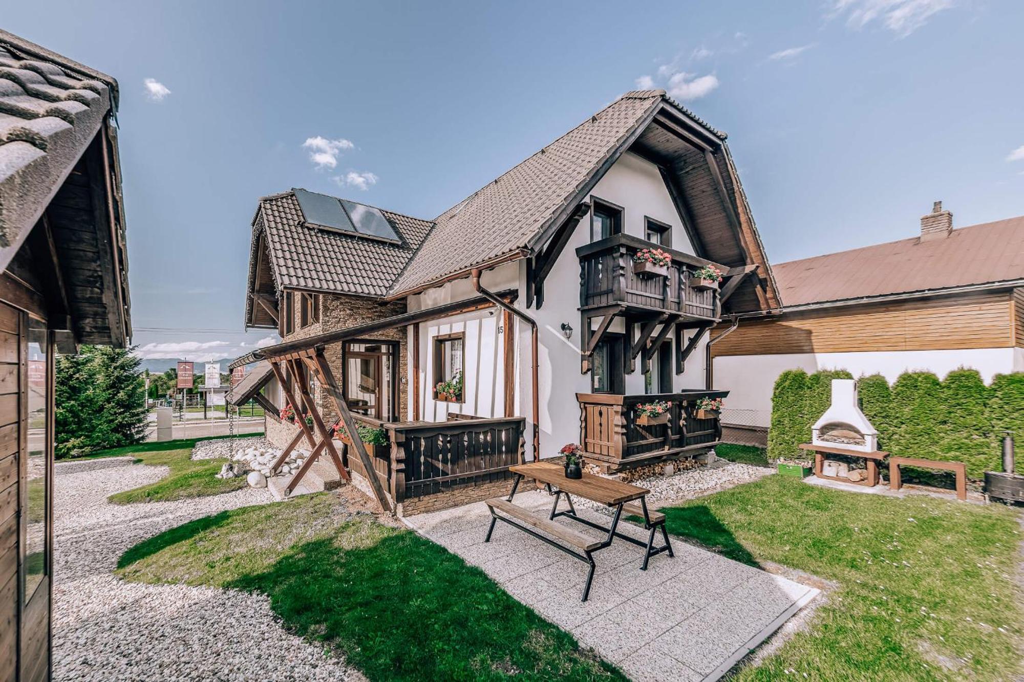 Apartmany Pod Chopkom Pavčina Lehota Εξωτερικό φωτογραφία